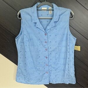 Classic Elements Light Blue‎ Sleeveless Blouse w/ Embroidery